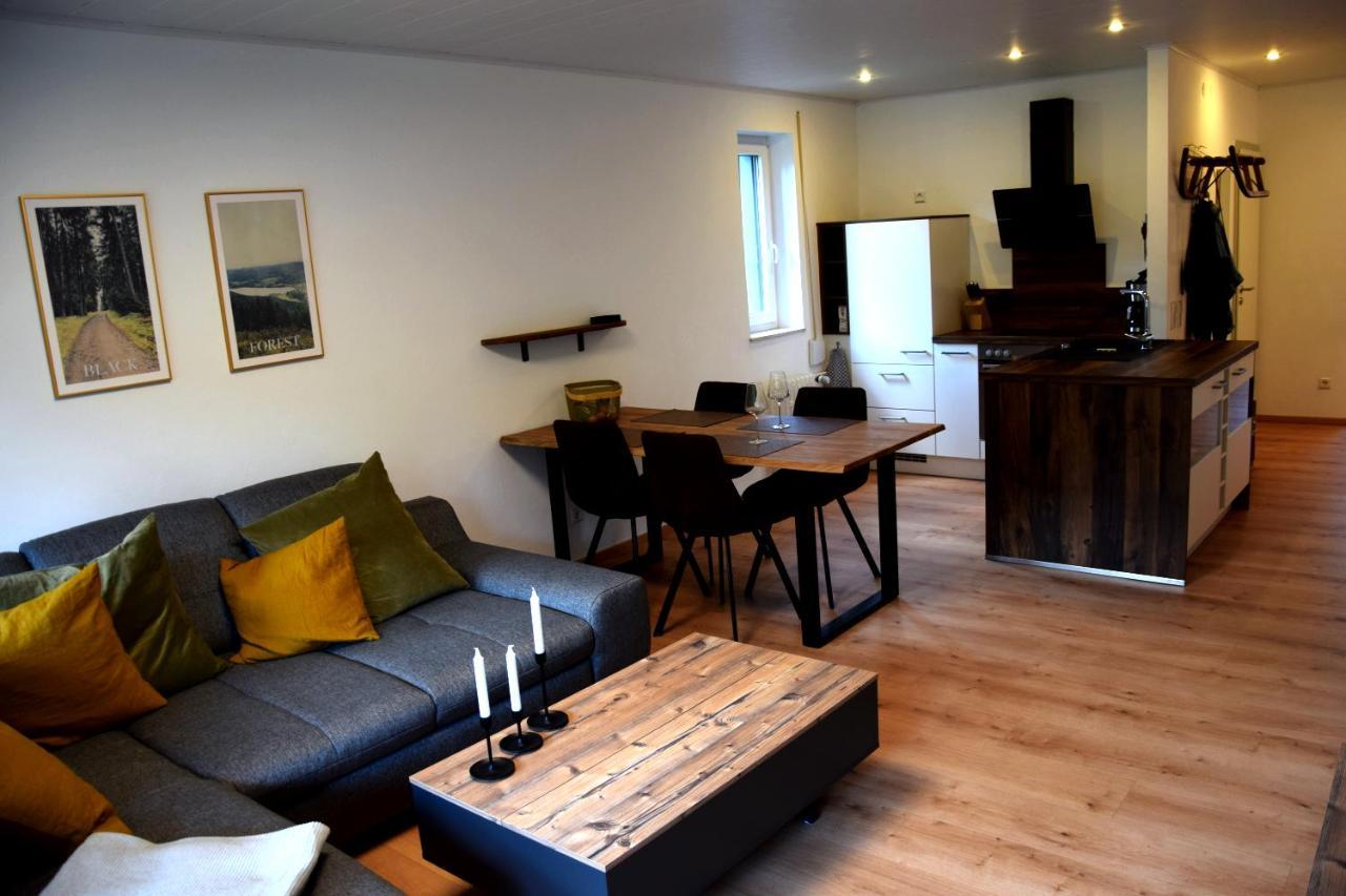 Appartement Daheim Im Hirschen à Schönwalde Extérieur photo
